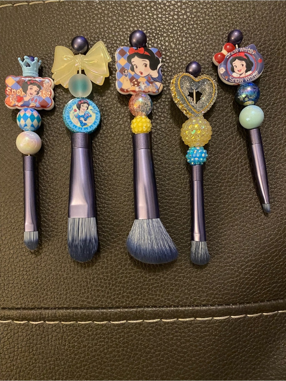 New Snow White Make Up Brush Set Adult or kids